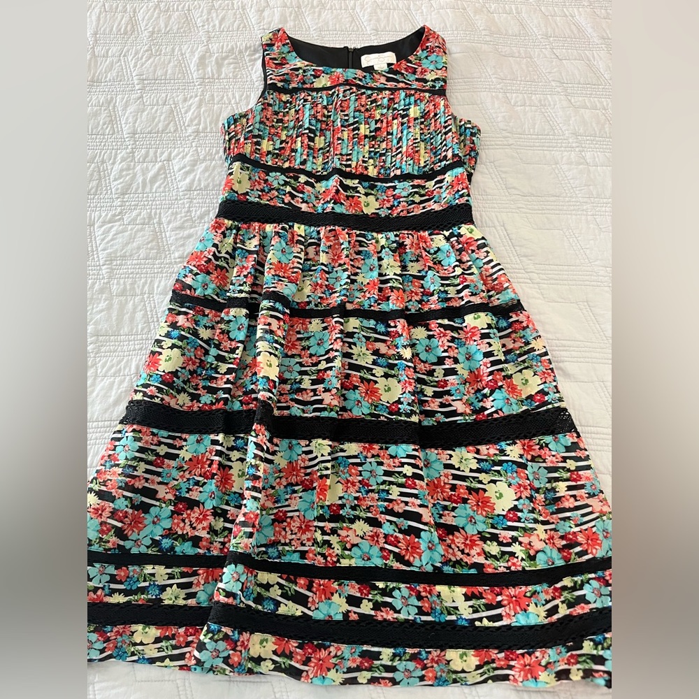 Jessica Simpson floral dress.